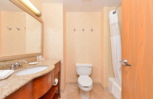 Grand Island Hotel | Hampton Inn Grand Island