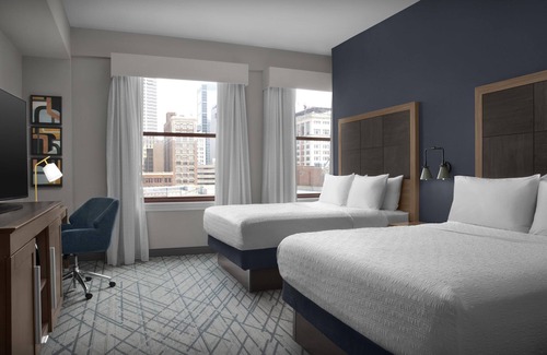 Wholesale District Hotel | Hampton Inn Indianapolis Downtown Across from Circle Centre