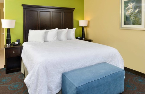 Iowa City Hotel | Hampton Inn Iowa City/University Area