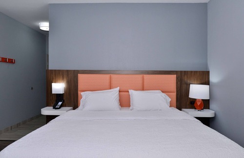 Winnetonka Hotel | Hampton Inn Kansas City Northeast