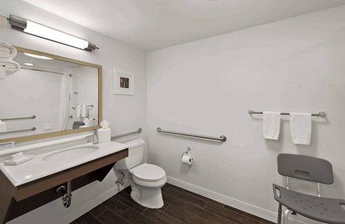 Lancaster Hotel | Hampton Inn Lancaster
