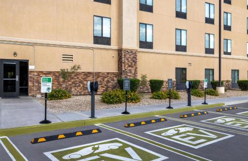 North Las Vegas Hotel | Hampton Inn Las Vegas/North Speedway