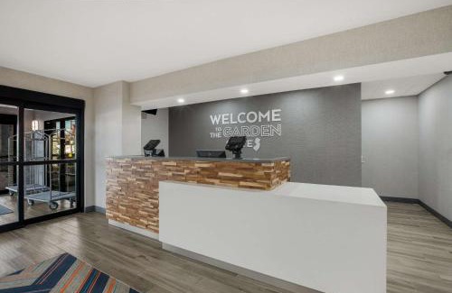 Linden Hotel | Hampton Inn Linden