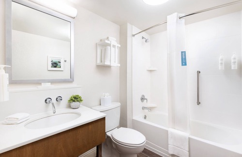 Islandia Hotel | Hampton Inn Long Island/Islandia