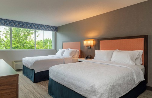 Manchester Hotel | Hampton Inn Manchester Downtown