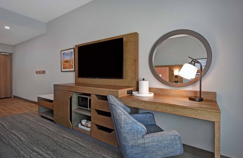 Midland Hotel | Hampton Inn Midland South