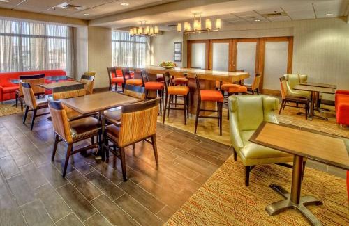 Midland Hotel | Hampton Inn Midland