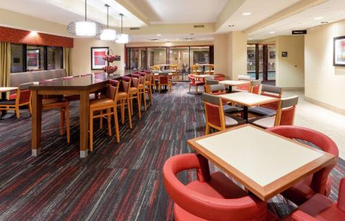 Eagan Hotel | Hampton Inn Minneapolis/Eagan