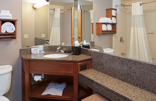 Norton Shores Hotel | Hampton Inn Muskegon