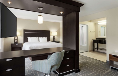 New Albany Hotel | Hampton Inn New Albany