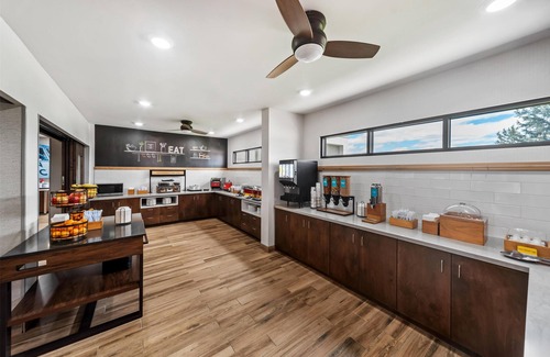 North Platte Hotel | Hampton Inn North Platte