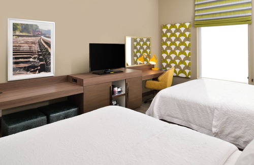 Carter Lake Hotel | Hampton Inn Omaha Airport
