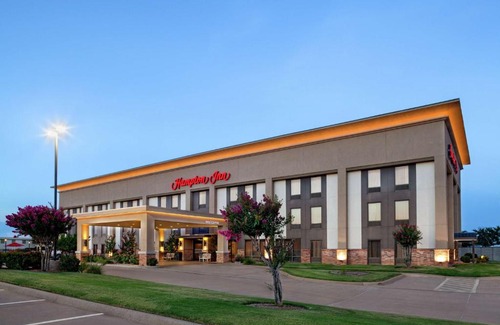 Paris Hotel | Hampton Inn Paris