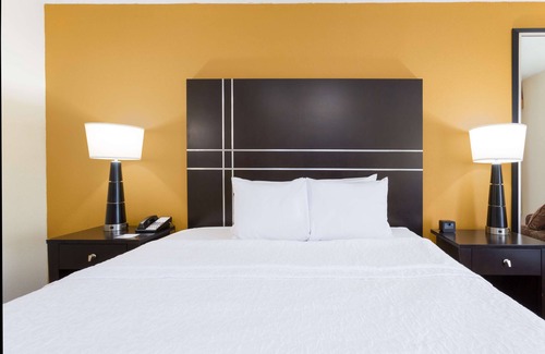 Willock Hotel | Hampton Inn Pittsburgh/West Mifflin