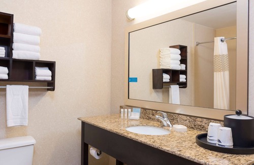 Port Huron Hotel | Hampton Inn Port Huron