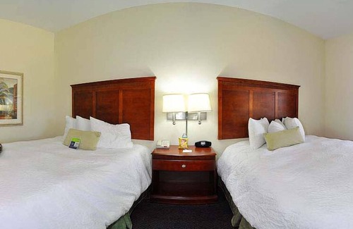 Quincy Hotel | Hampton Inn Quincy