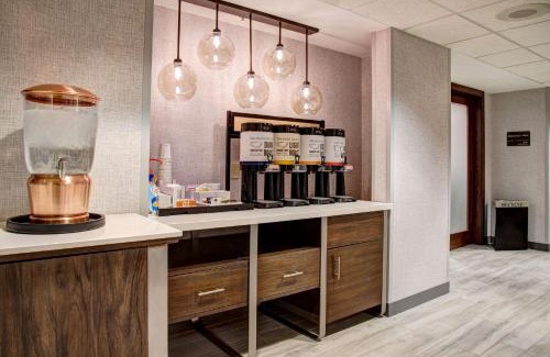 Rochester Hotel | Hampton Inn Rochester