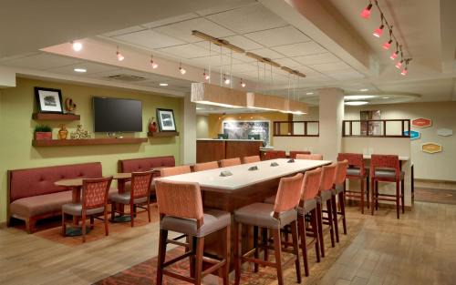 Sandy Hotel | Hampton Inn Salt Lake City/Sandy