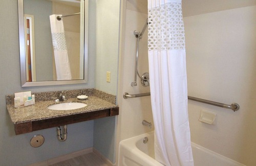 Sandusky Hotel | Hampton Inn Sandusky-Central