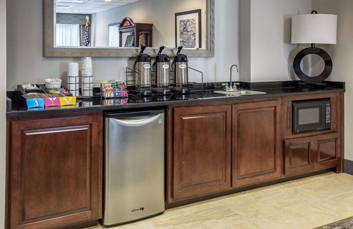 Somerset Hotel | Hampton Inn Somerset