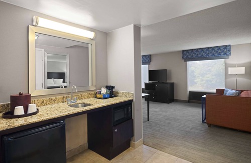 Hanover Hotel | Hampton Inn & Suites Arundel Mills/Baltimore