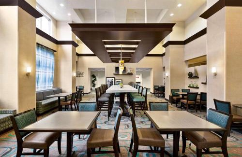 East Point Hotel | Hampton Inn & Suites Atlanta Airport West Camp Creek Pkwy