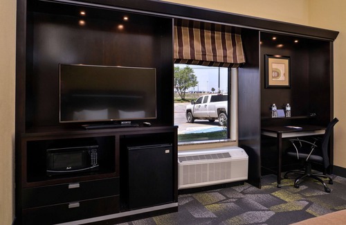 Big Spring Hotel | Hampton Inn & Suites Big Spring