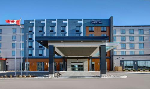 Township of Woolwich Hotel | Hampton Inn & Suites By Hilton Waterloo St. Jacobs