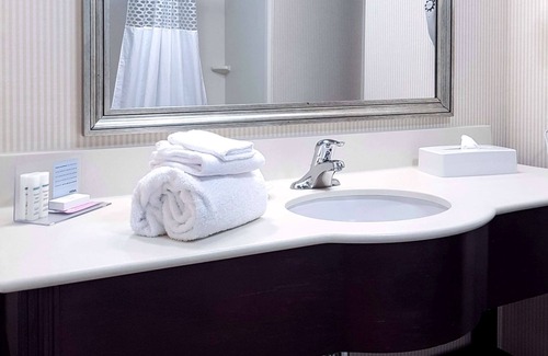 Leduc Hotel | Hampton Inn & Suites by Hilton Edmonton Intl Airport