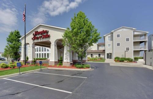 Chincoteague Hotel | Hampton Inn & Suites Chincoteague-Waterfront, Va