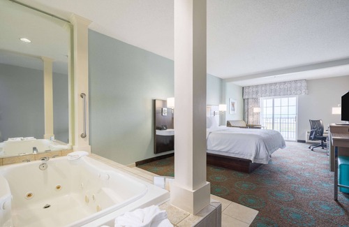 Chincoteague Hotel | Hampton Inn & Suites Chincoteague Waterfront