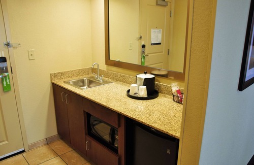 Corryville Hotel | Hampton Inn & Suites Cincinnati/Uptown-University Area