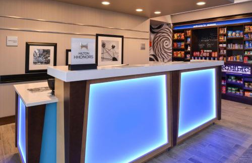 Mason Hotel | Hampton Inn & Suites Cincinnati-Mason, Ohio