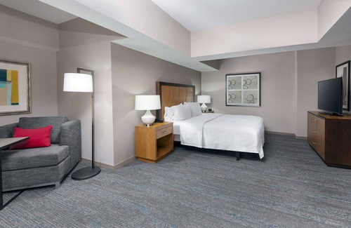 North Clayton Hotel | Hampton Inn & Suites Clayton/St. Louis-Galleria Area