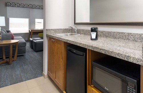 North Clayton Hotel | Hampton Inn & Suites Clayton/St. Louis-Galleria Area