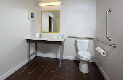 Clinton Hotel | Hampton Inn & Suites Clinton - I-26