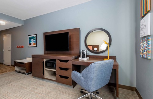 Cody Hotel | Hampton Inn & Suites Cody
