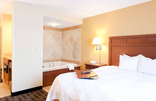 Columbia Hotel | Hampton Inn & Suites Columbia at University