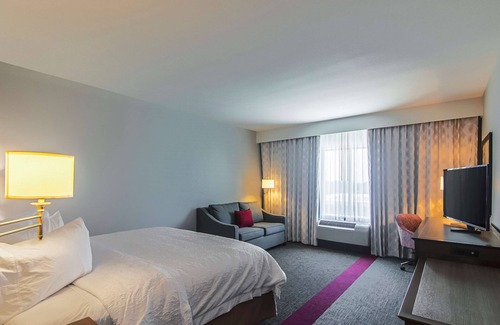 Richardson Hotel | Hampton Inn & Suites Dallas/Richardson