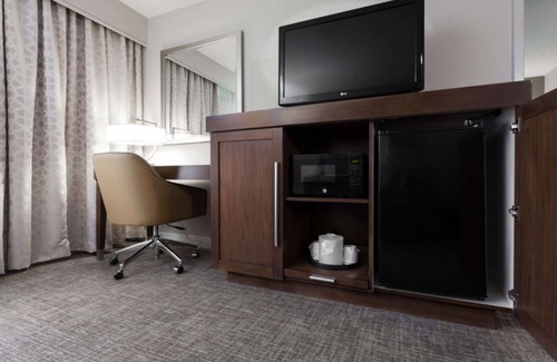 Grapevine Hotel | Hampton Inn & Suites Dallas-DFW Airport North-Grapevine