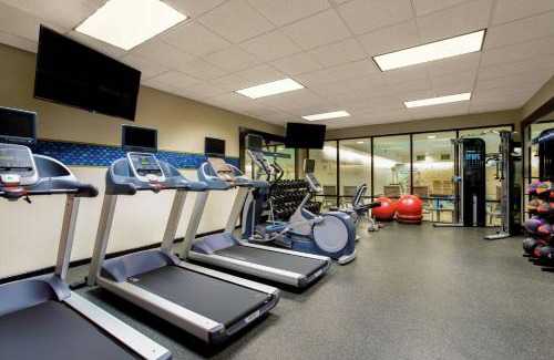 Uptown Hotel | Hampton Inn & Suites Denver-Downtown