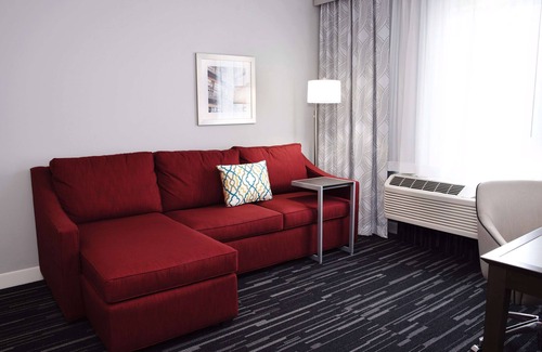 Urbandale Hotel | Hampton Inn & Suites Des Moines/Urbandale
