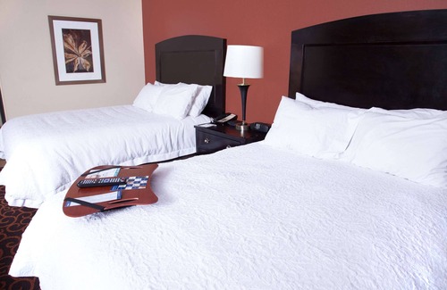 Dickinson Hotel | Hampton Inn & Suites Dickinson