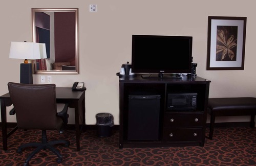 Dickinson Hotel | Hampton Inn & Suites Dickinson