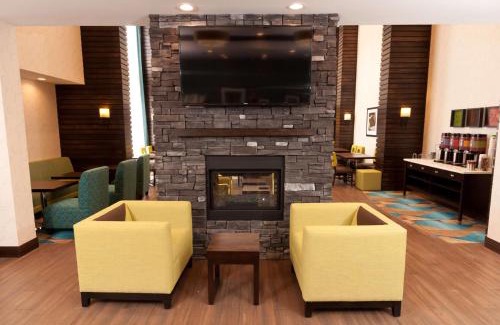 Regina Hotel | Hampton Inn & Suites East Gate Regina