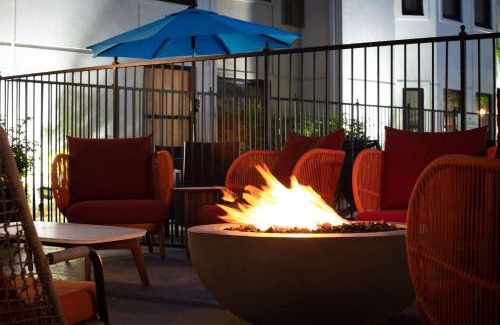 Biggs Field Hotel | Hampton Inn & Suites El Paso-Airport