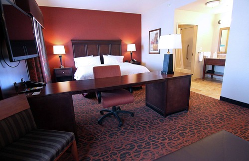 Grand Forks Hotel | Hampton Inn & Suites Grand Forks