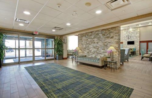 Guelph Hotel | Hampton Inn & Suites Guelph