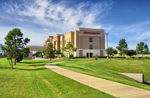 Rosenberg Hotel | Hampton Inn & Suites Houston Rosenberg