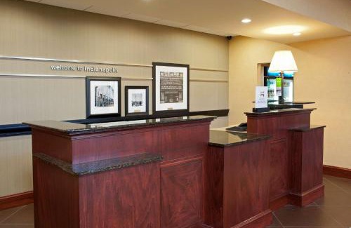 West Newton Hotel | Hampton Inn & Suites Indianapolis-Airport